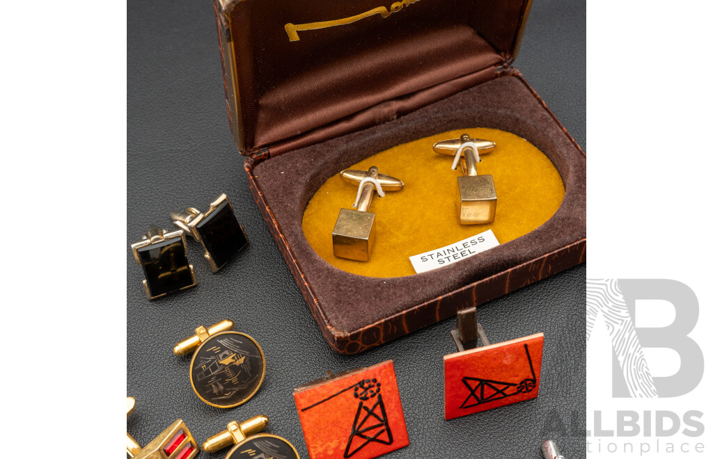 Collection of Vintage Cuff Links, Tie Bars and Buttons