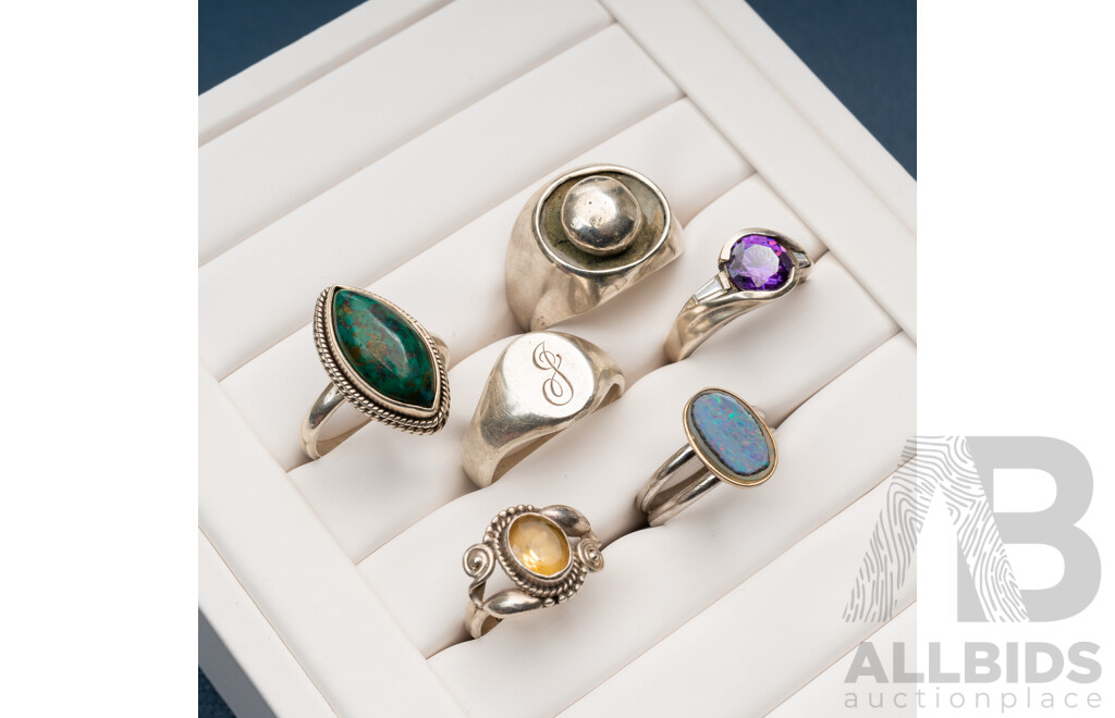 Collection of (6) Sterling Silver Rings with Signet Rings and Gemstone Designs, 33.34 Grams