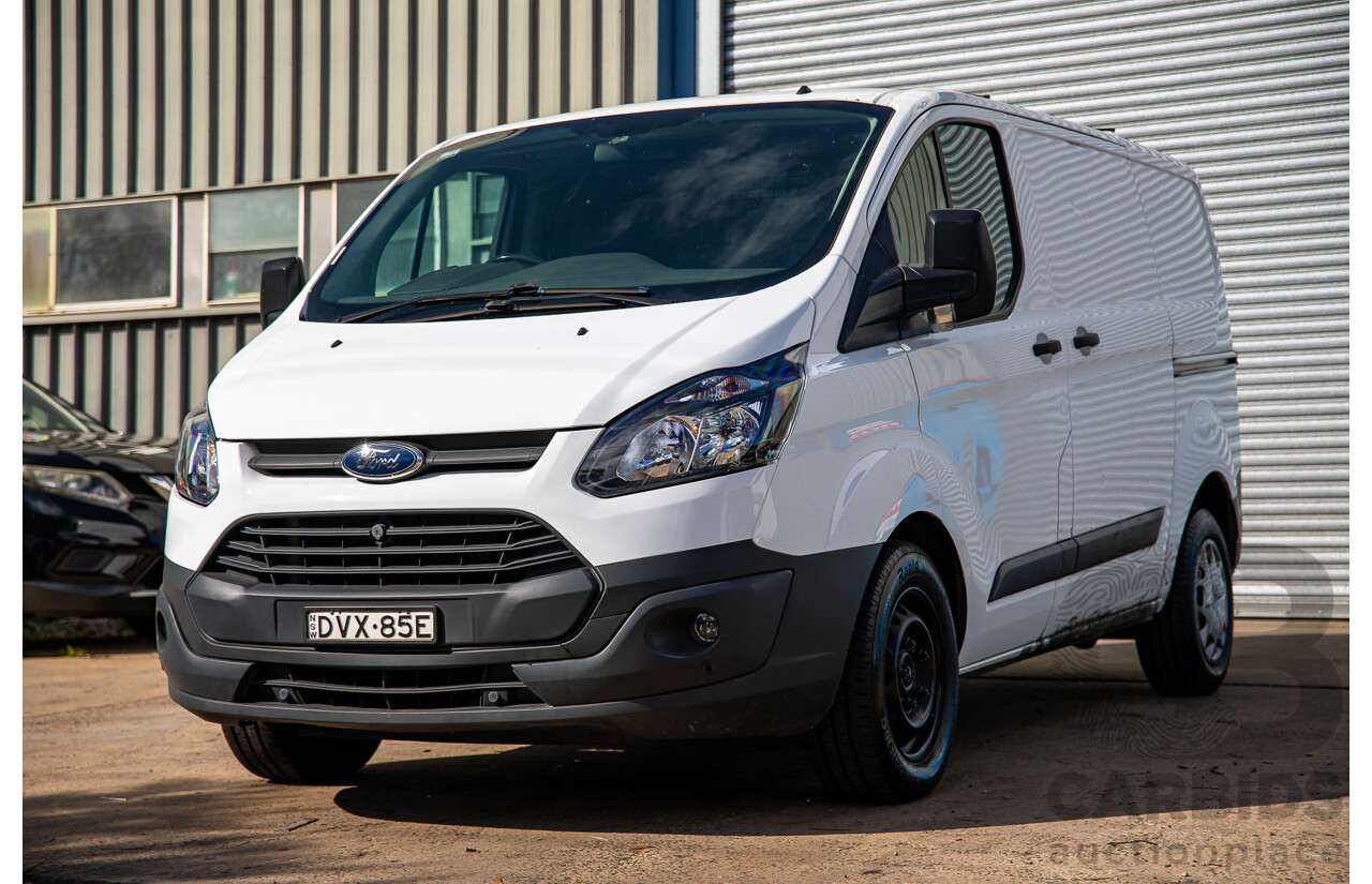 12/2017 Ford Transit Custom 290S SWB (FWD) VN MY17.75 Van Frozen White Turbo Diesel 2.0L