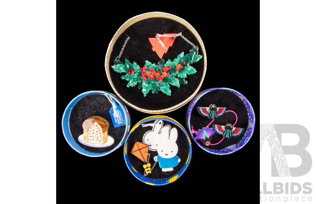 Erstwilder 'Holly Jolly' Resin Necklace, (2) Erstwilder Resin Brooches & Erstwilder Resin Hairclips - NEW