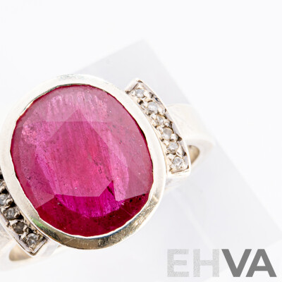 18ct White Gold Ruby & Diamond Ring, R3.84ct/TDW0.12ct, Size P, 8.27 Grams