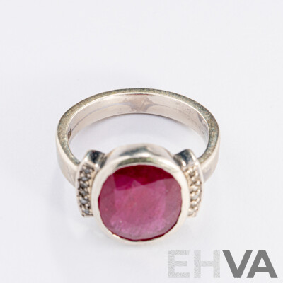 18ct White Gold Ruby & Diamond Ring, R3.84ct/TDW0.12ct, Size P, 8.27 Grams