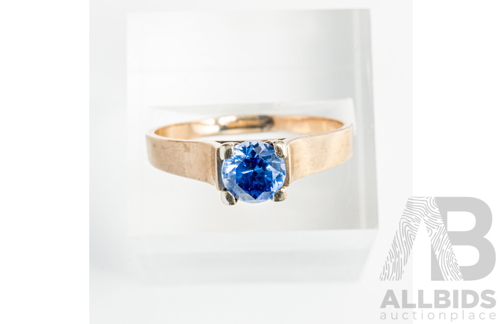 9ct Vintage Ceylon Sapphire Solitaire Ring, Size R, 2.93 Grams