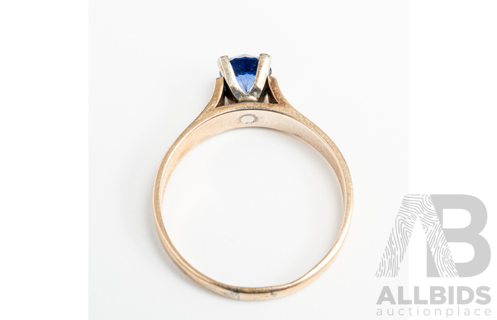 9ct Vintage Ceylon Sapphire Solitaire Ring, Size R, 2.93 Grams
