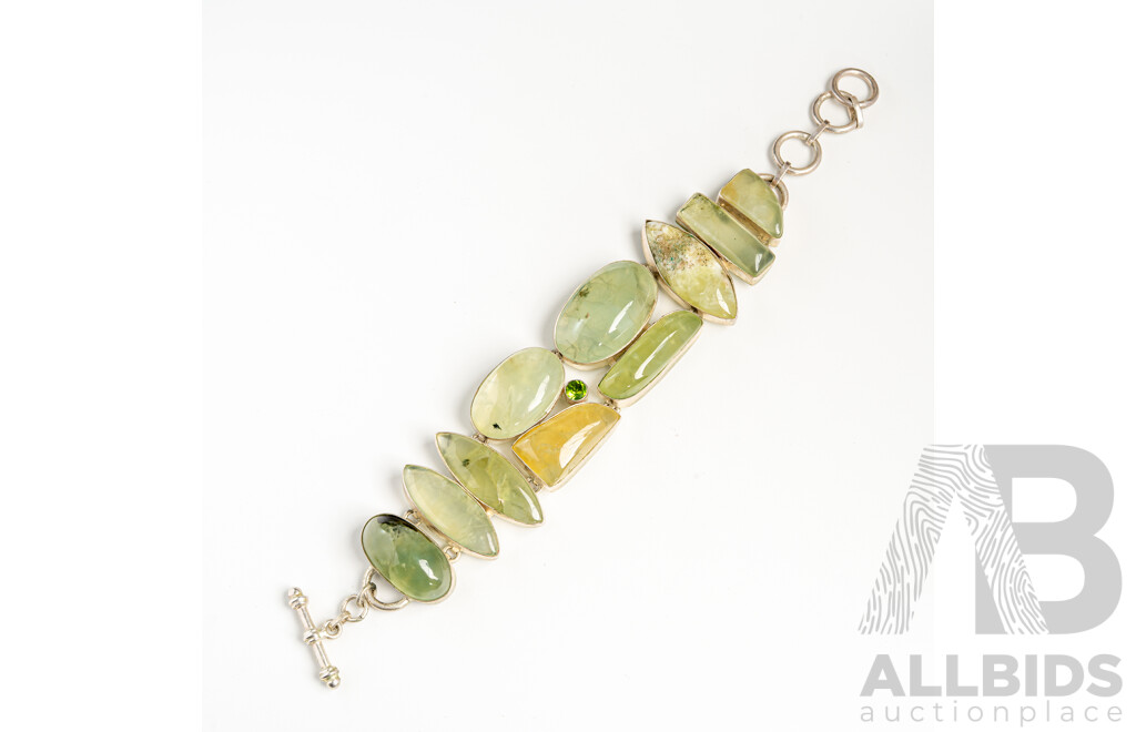Silver Green Quartz Bracelet with T-Bar Clasp, Adjustable Length Up to 21cm, 77.24 Grams