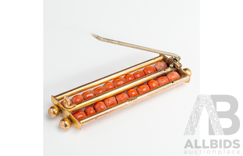 9ct Vintage Red Coral Bar Brooch, 53mm, 7.95 Grams
