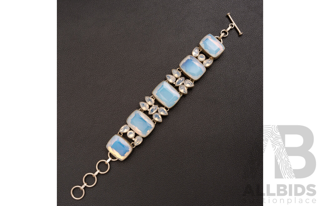 Silver Faceted Moonstone Cluster Bracelet, 21.5cm, 49.09 Grams