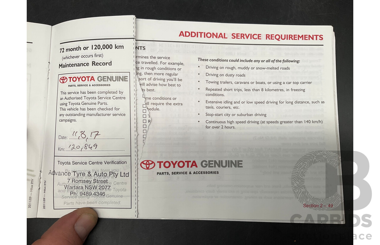 01/2011 Toyota Hilux SR (4x4) KUN26R 09 Upgrade Dual Cab P/Up Glacier White Turbo Diesel 3.0L