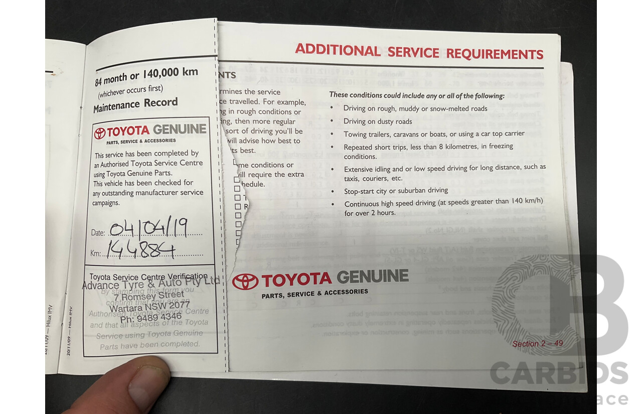 01/2011 Toyota Hilux SR (4x4) KUN26R 09 Upgrade Dual Cab P/Up Glacier White Turbo Diesel 3.0L