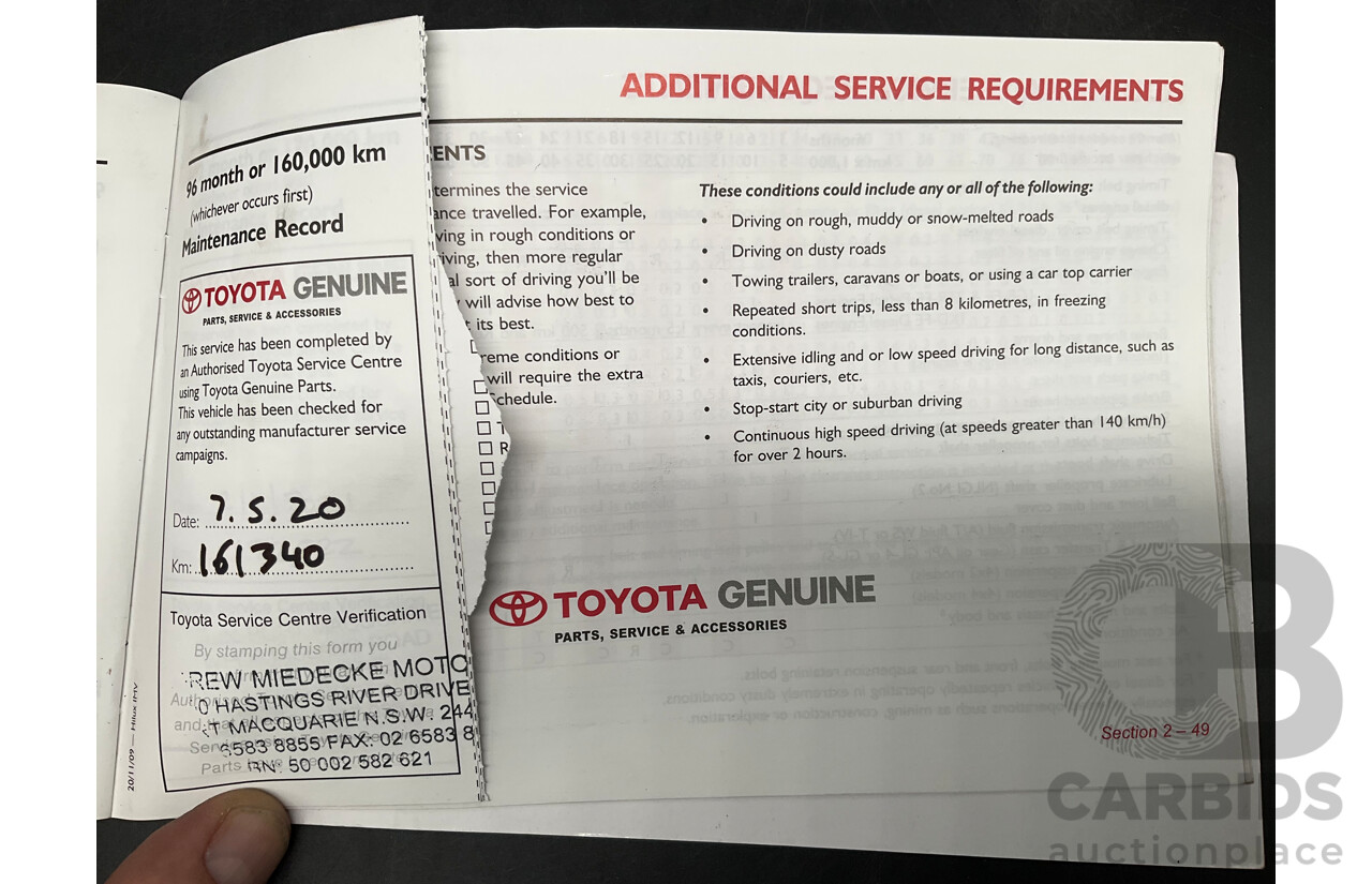 01/2011 Toyota Hilux SR (4x4) KUN26R 09 Upgrade Dual Cab P/Up Glacier White Turbo Diesel 3.0L