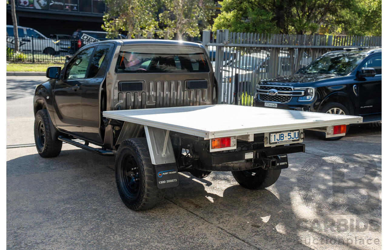 04/2017 Mazda Bt-50 XT (4x4) 4x4 MY17 Update Freestyle C/Chas Titanium Flash Turbo Diesel 3.2L