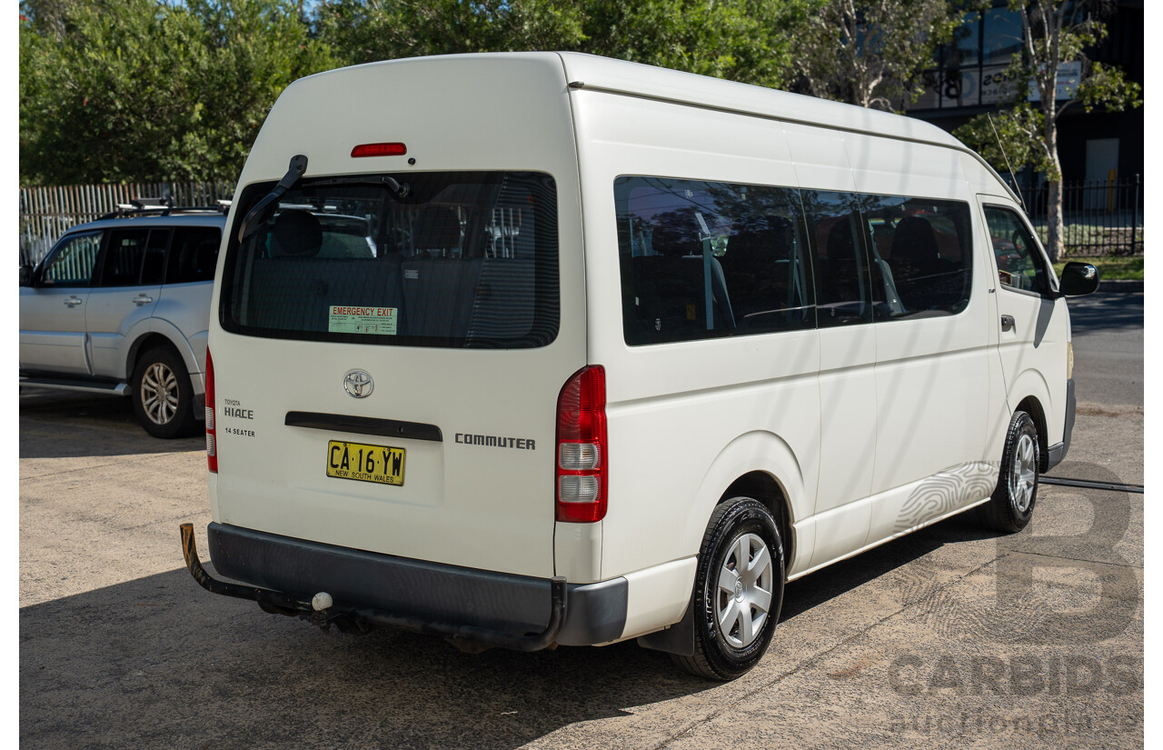 4/2005 Toyota Hiace Commuter KDH222R Bus White 2.5L