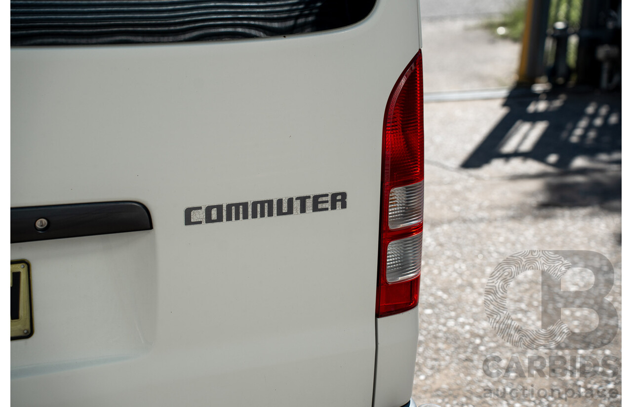 4/2005 Toyota Hiace Commuter KDH222R Bus White 2.5L