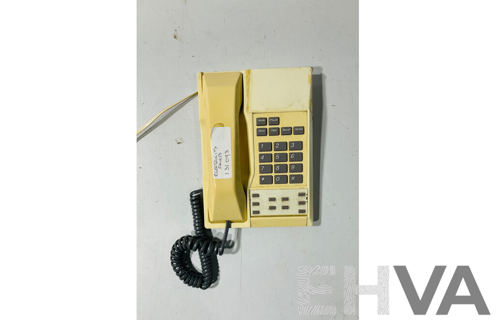 Retro Telecom Touchfone 200 Desk Phone with User Guide