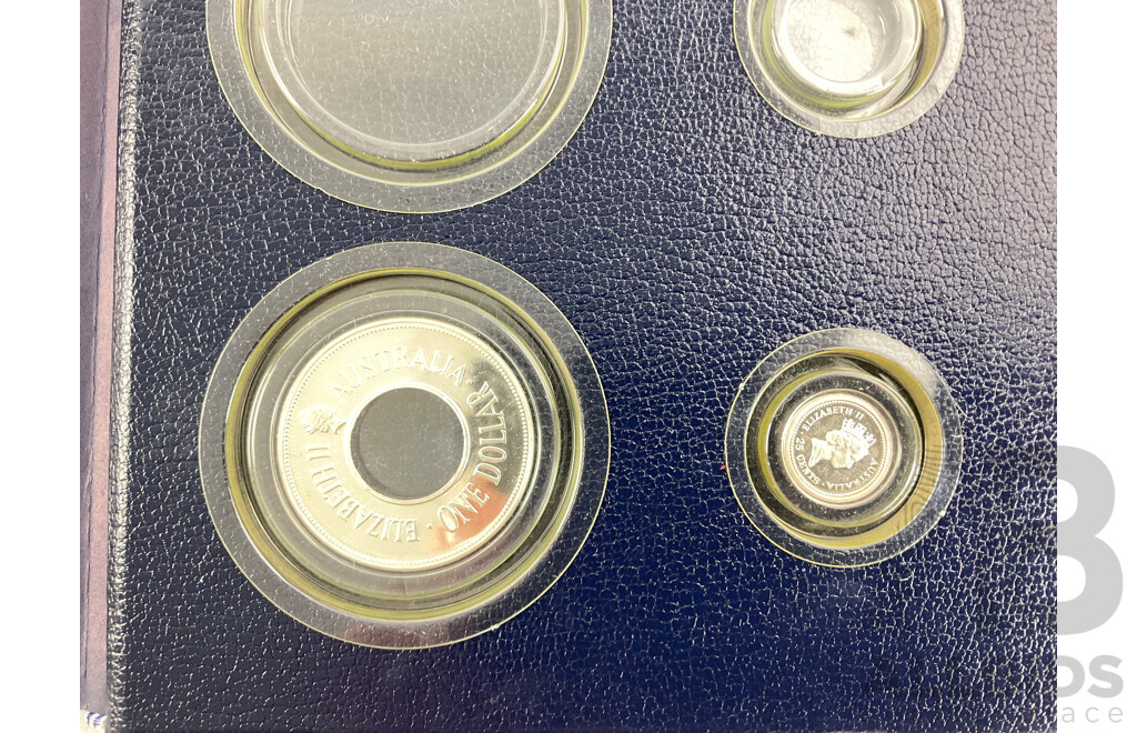 Australian Perth Mint 1990 Silver Holey Dollar and Dump .999