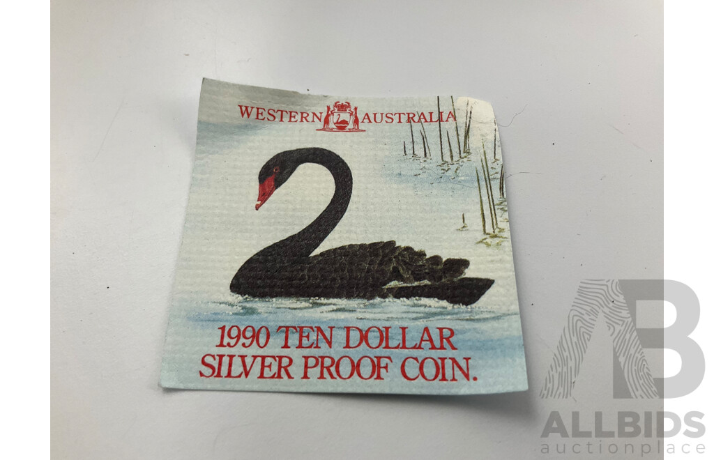 Australian 1982 UNC Coin Set, One Dollars 2000 Victorian Cross and 2014 Terra Australis, 2016 Two Dollar Olympics, 2001 Twenty Cent Federation, Centenary Federation Medallion