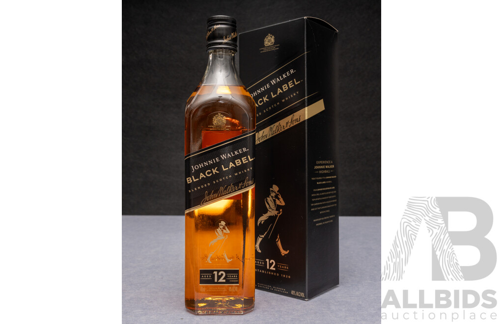 Johnnie Walker Black Label Blended Scotch Whiskey in Presentation Box