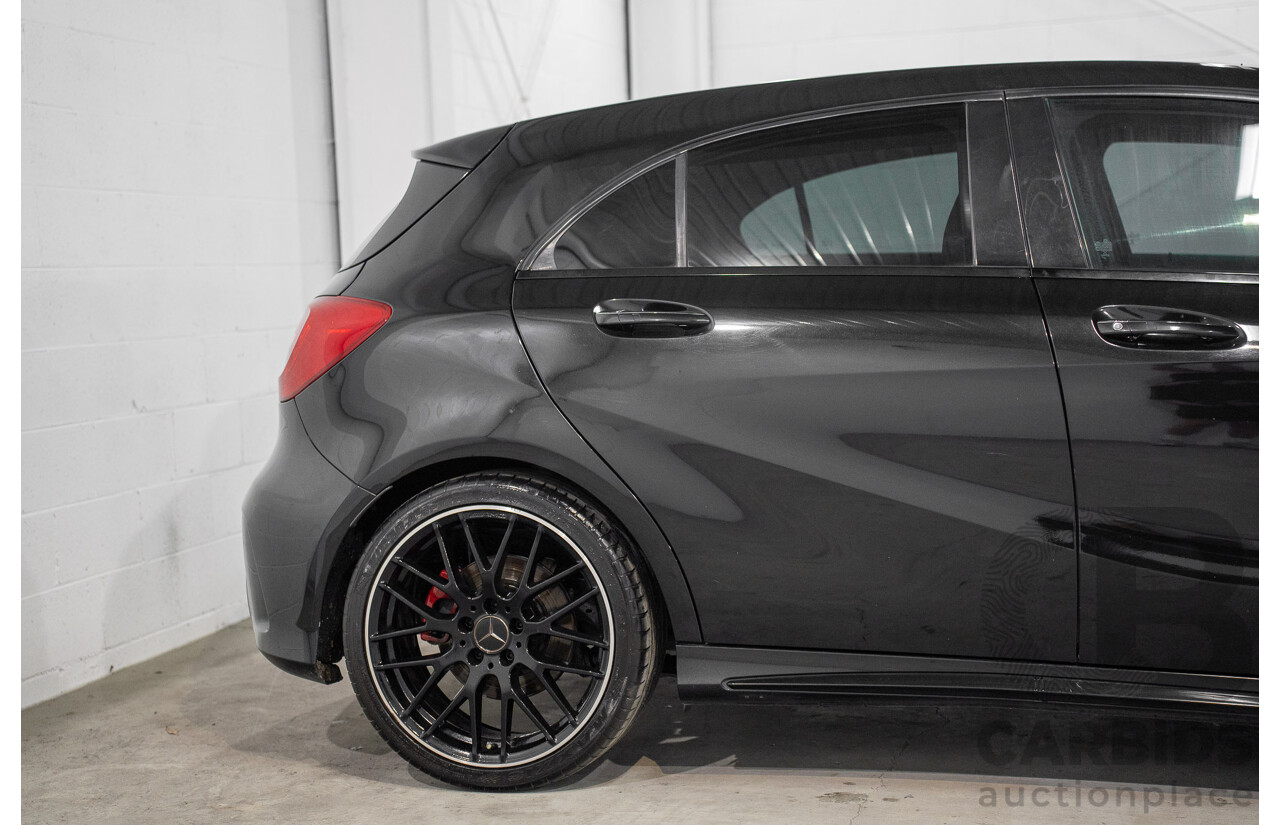 10/2015 Mercedes-Benz A250 Sport 176 MY15 5d Hatchback Cosmos Black Metallic Turbo 2.0L