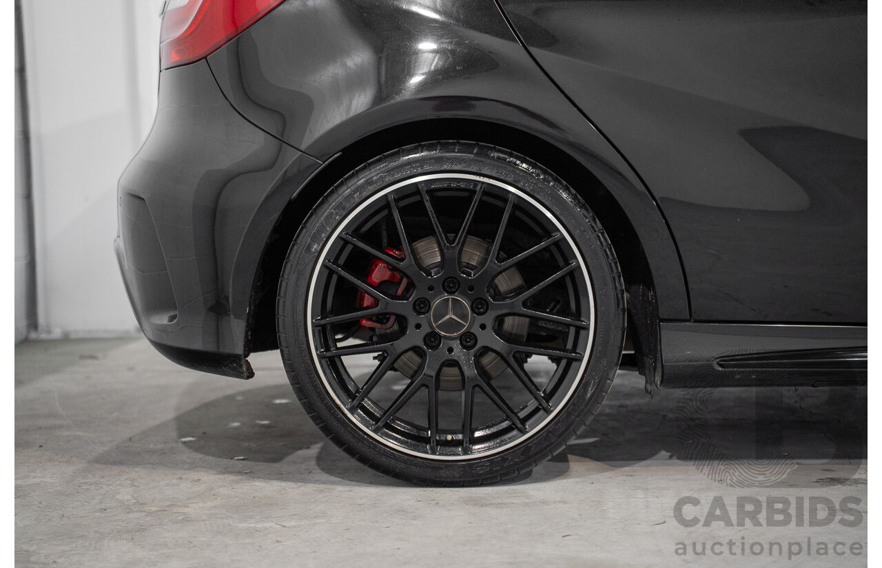 10/2015 Mercedes-Benz A250 Sport 176 MY15 5d Hatchback Cosmos Black Metallic Turbo 2.0L