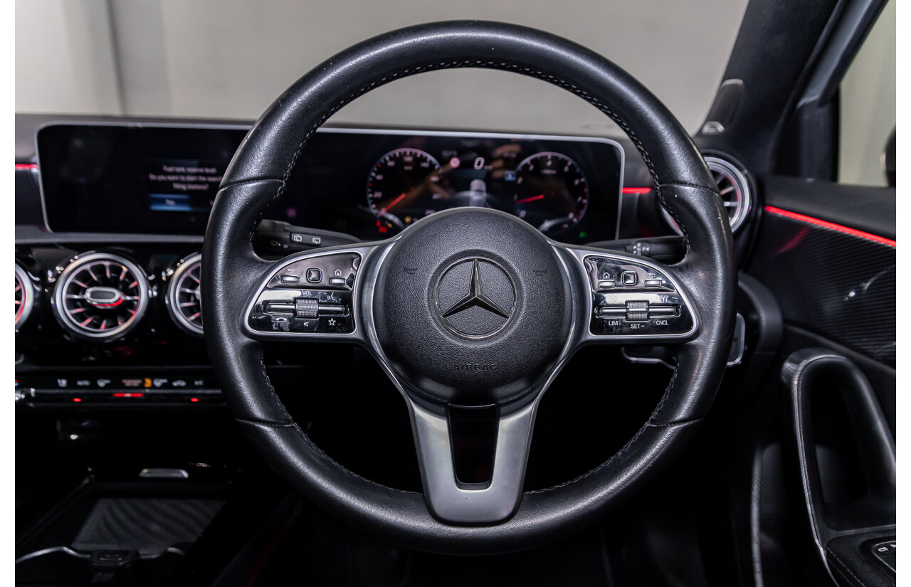 08/2018 Mercedes-Benz A200 (FWD) 177 5d Hatchback Iridium Silver Metallic Turbo 1.3L