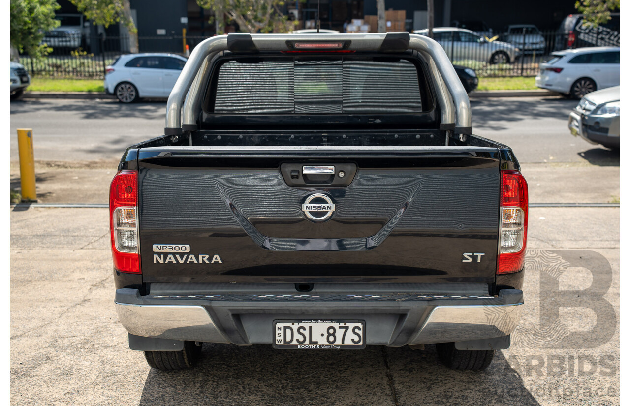 11/2015 Nissan Navara ST (4x2) NP300 D23 Dual Cab Utility Cosmic Black Metallic Turbo Diesel 2.3L
