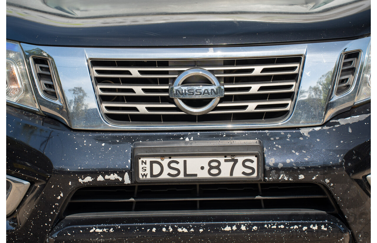 11/2015 Nissan Navara ST (4x2) NP300 D23 Dual Cab Utility Cosmic Black Metallic Turbo Diesel 2.3L