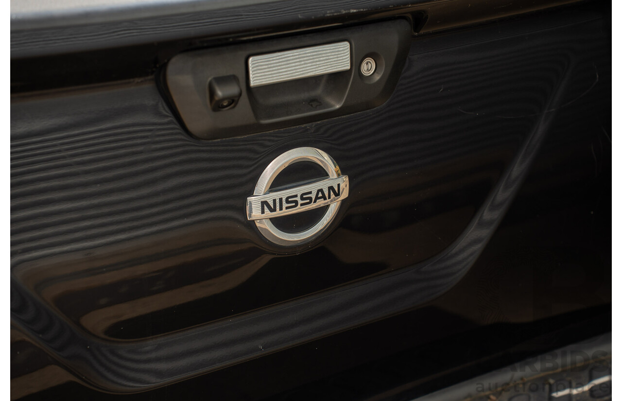 11/2015 Nissan Navara ST (4x2) NP300 D23 Dual Cab Utility Cosmic Black Metallic Turbo Diesel 2.3L