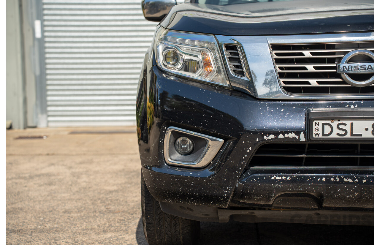 11/2015 Nissan Navara ST (4x2) NP300 D23 Dual Cab Utility Cosmic Black Metallic Turbo Diesel 2.3L