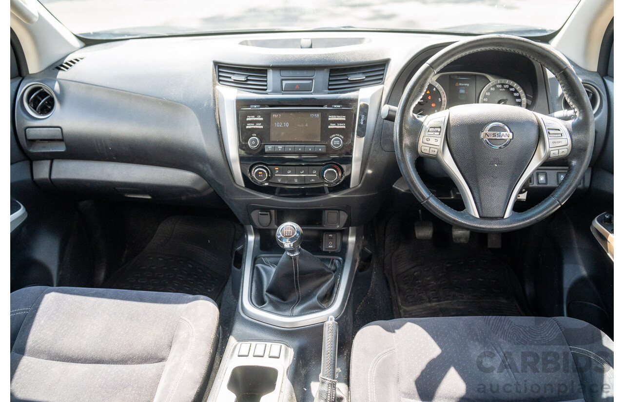 11/2015 Nissan Navara ST (4x2) NP300 D23 Dual Cab Utility Cosmic Black Metallic Turbo Diesel 2.3L