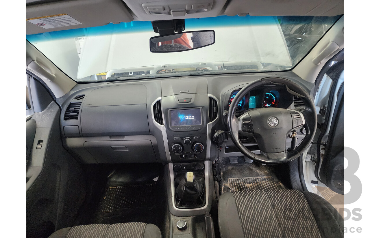 11/2015 Holden Colorado LS (4x4) RG MY15 Crew Cab P/Up White 2.8L