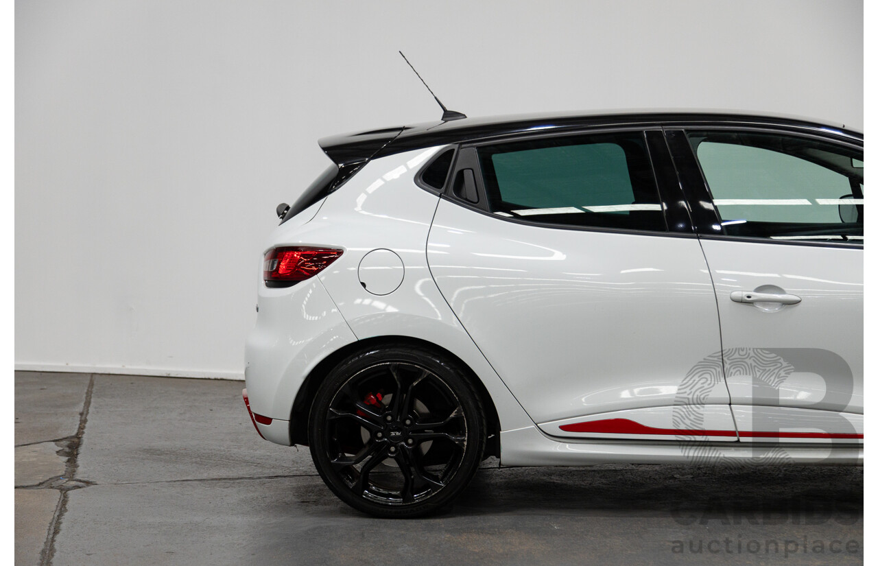 03/2015 Renault Clio RS 200 Sport X98 5D Hatchback White Turbo 1.6L