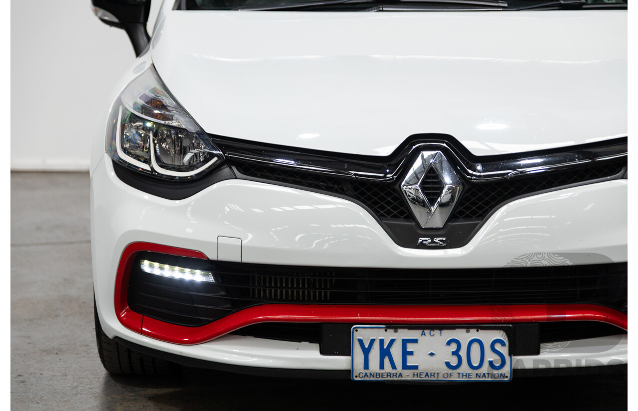 03/2015 Renault Clio RS 200 Sport X98 5D Hatchback White Turbo 1.6L