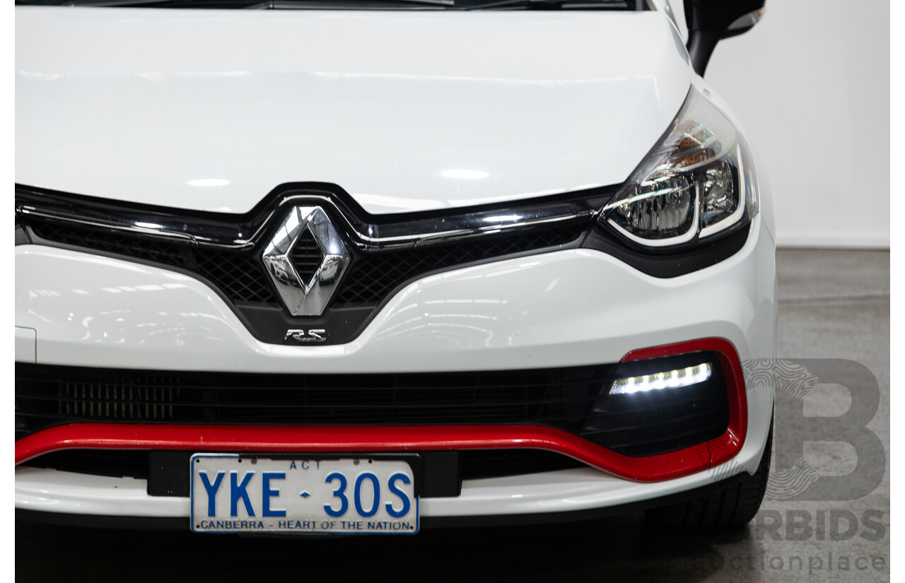 03/2015 Renault Clio RS 200 Sport X98 5D Hatchback White Turbo 1.6L