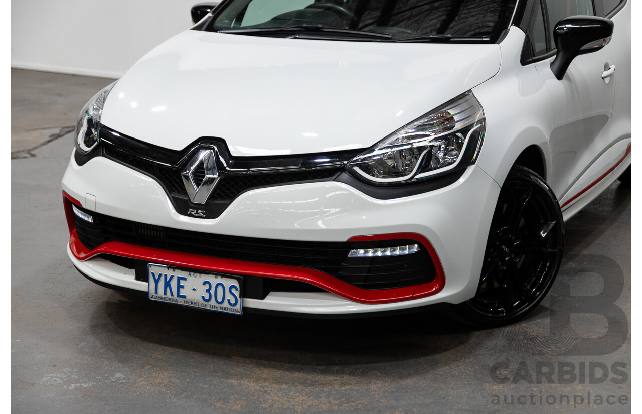 03/2015 Renault Clio RS 200 Sport X98 5D Hatchback White Turbo 1.6L