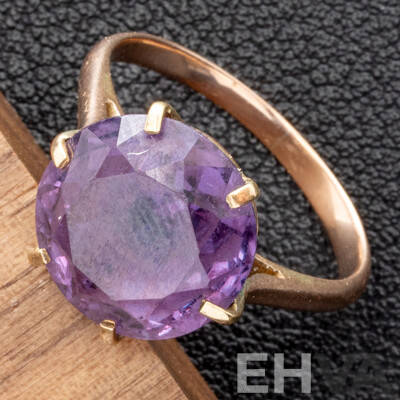 9ct Rose Gold Vintage Synthetic Colour Changing Purple Sapphire Ring, Size K, 3.34 Grams