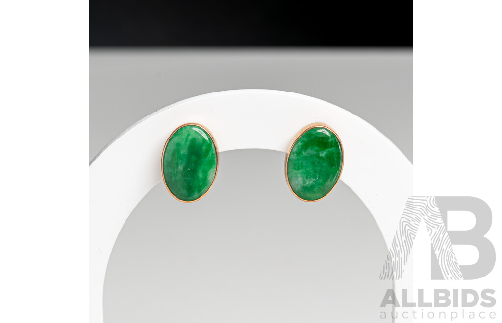 14ct Vintage Jade Cabochon Rose Gold Screw Back Clip on Earrings, 12.9mm, 3.84 Grams
