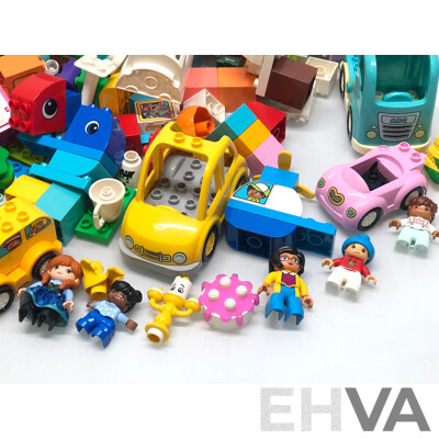 Selection of Duplo Bricks and Sets with Storage Tub