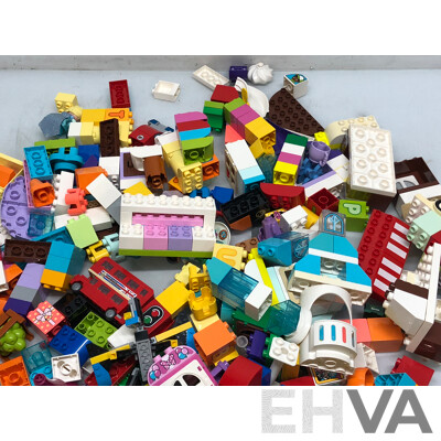 Selection of Duplo Bricks and Sets with Storage Tub