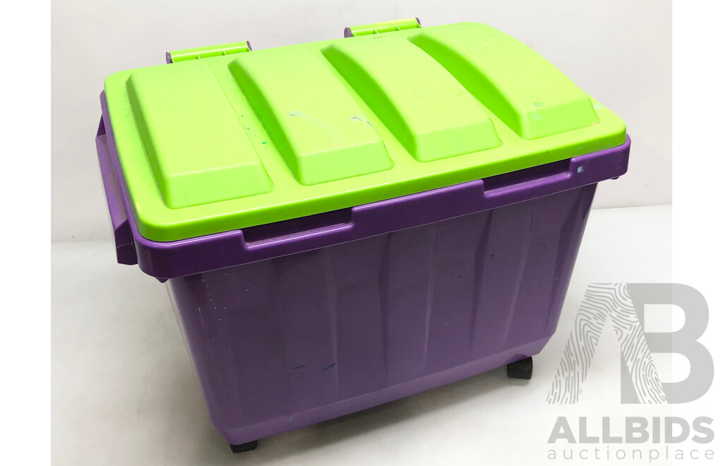 Selection of Duplo Bricks and Sets with Storage Tub