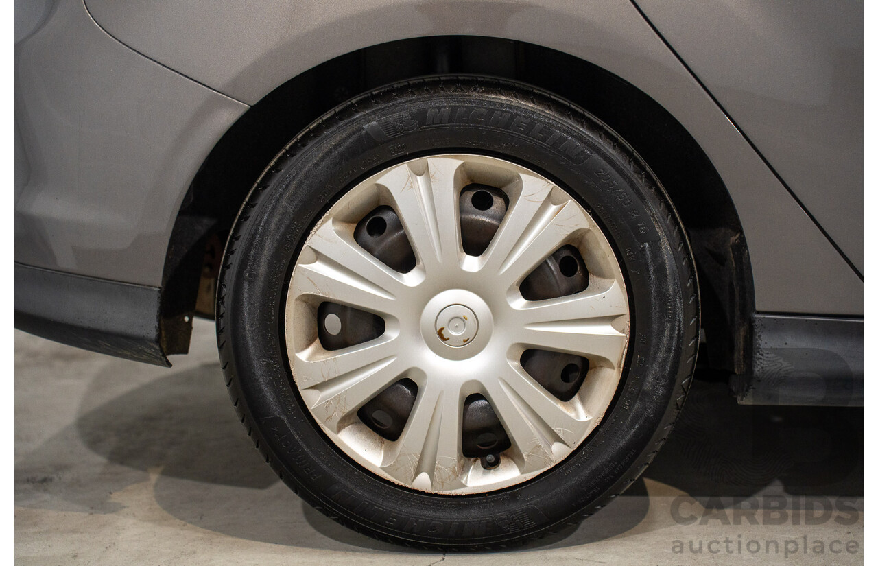 5/2012 Ford Focus Ambiente LW 5d Hatchback Lunar Sky 1.6L