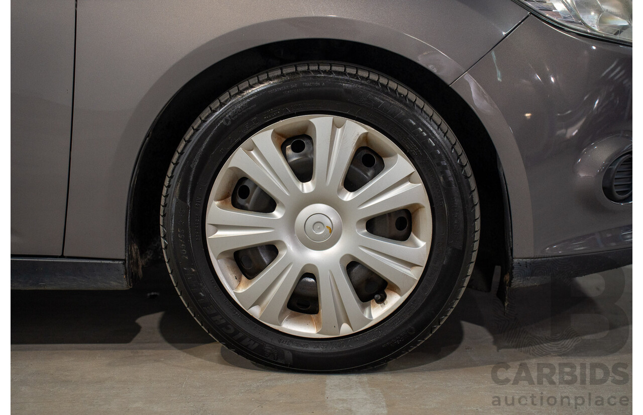5/2012 Ford Focus Ambiente LW 5d Hatchback Lunar Sky 1.6L