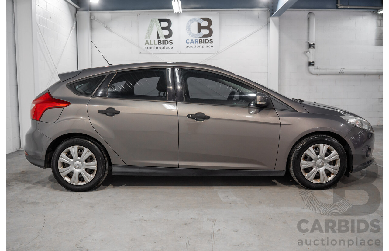 5/2012 Ford Focus Ambiente LW 5d Hatchback Lunar Sky 1.6L