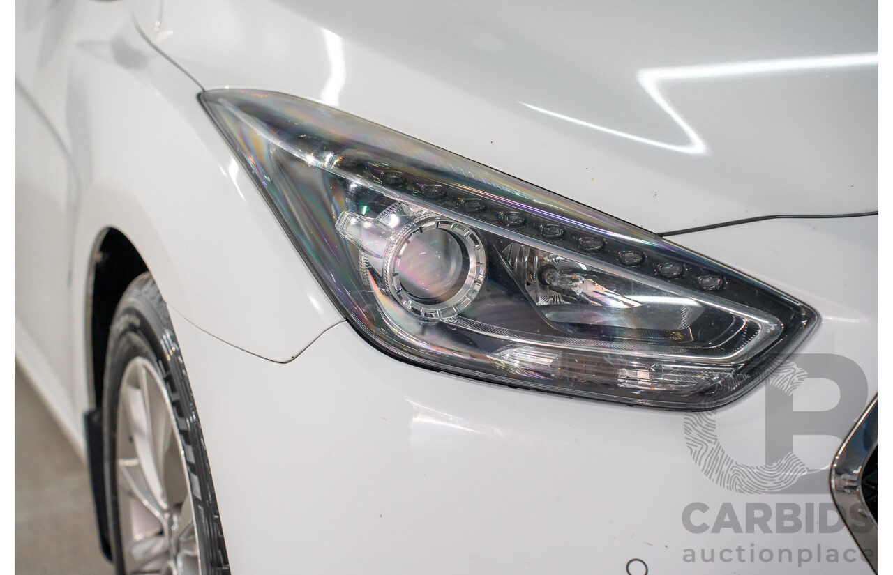 07/2017 Hyundai i40 Active Tourer (FWD) VF4 SERIES II MY17 4d Wagon Pure White Turbo Diesel 1.7L
