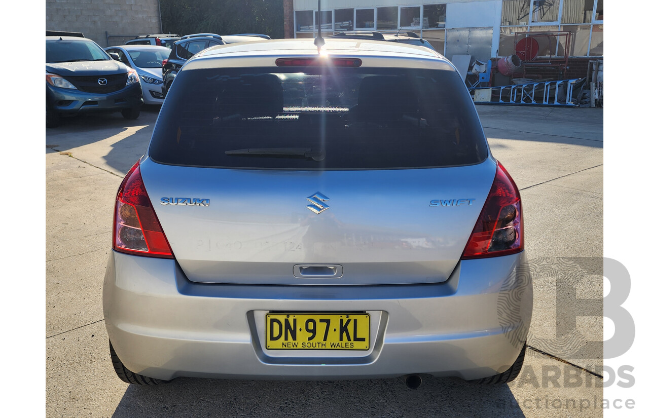 9/2009 Suzuki Swift  EZ 07 UPDATE 5d Hatchback Silver 1.5L