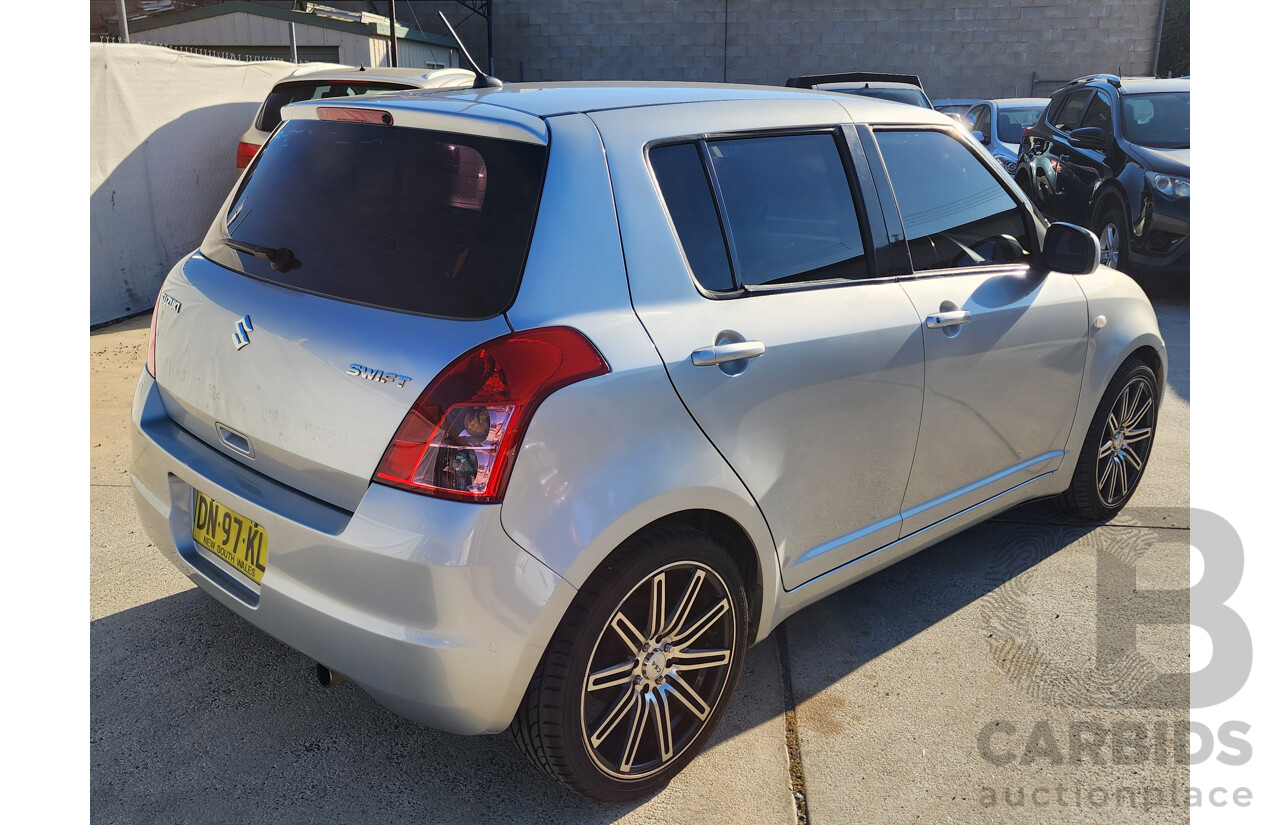9/2009 Suzuki Swift  EZ 07 UPDATE 5d Hatchback Silver 1.5L