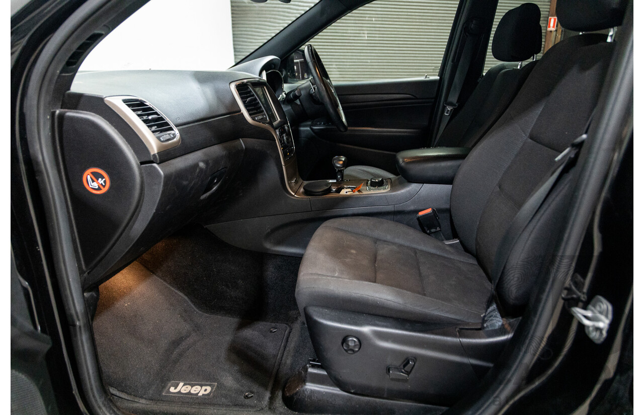 2/2014 Jeep Grand Cherokee Laredo (4x4) WK MY14 4d Wagon Black Turbo Diesel 3.0L