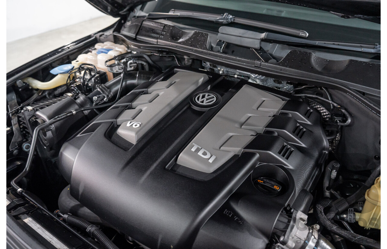 8/2012 Volkswagen Touareg V6 TDI 4Motion (AWD) 7P MY12 4d Wagon Deep Black Pearl Turbo Diesel V6 3.0L