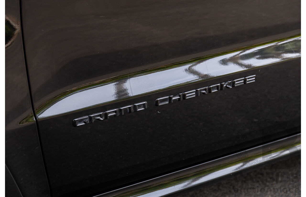 1/2015 Jeep Grand Cherokee SRT 8 (4x4) WK MY15 4d Wagon Brilliant Black Pearl Hemi V8 6.4L