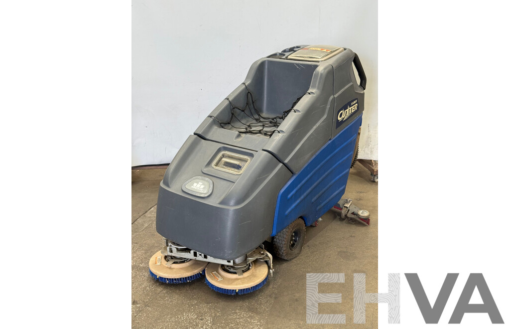 Windsor Saber Cutter SCE264 Walk Behind Floor Cleaner