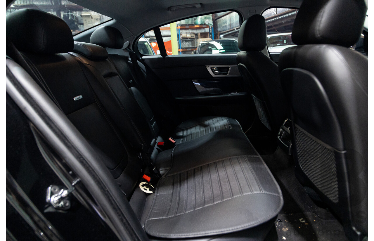 10/2014 Jaguar XF 2.0 Luxury MY15 4d Sedan Ultimate Black Metallic Turbo 2.0L